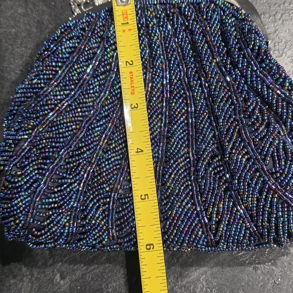 Elegant Blue Beaded Evening Bag - Picture 8 of 8